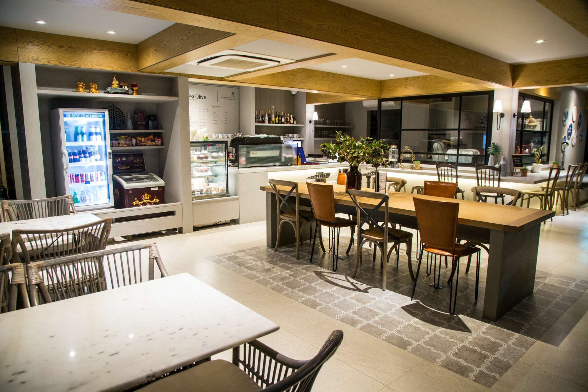 Patio Luxury Suites Bangkok Dış mekan fotoğraf